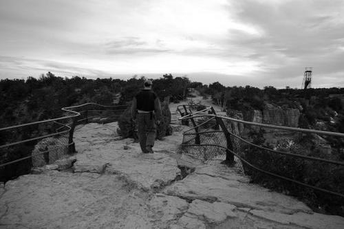 Walking_to_the_Uranium_Mines_img